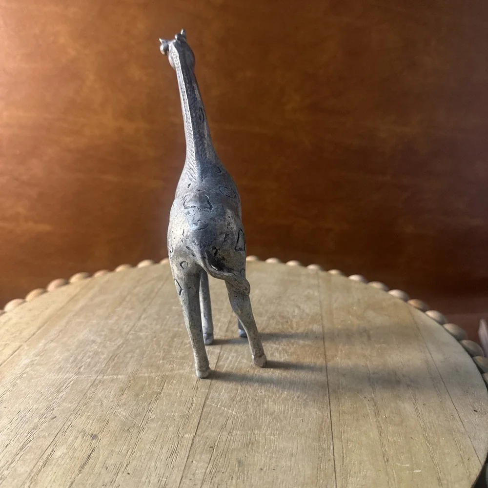 Vintage 1960's Pewter giraffe - Minature 6-3/4